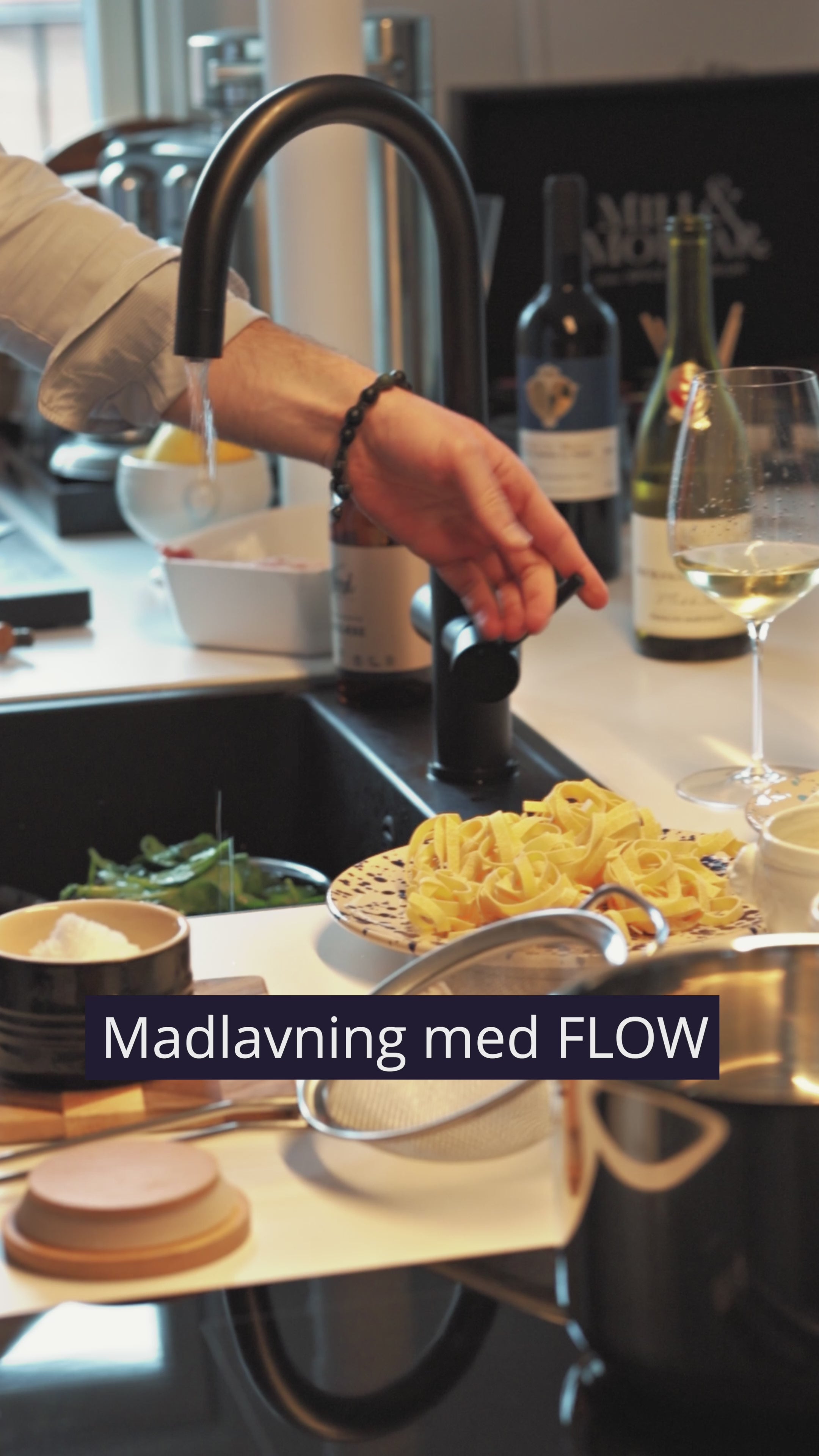 Indlæs video: 